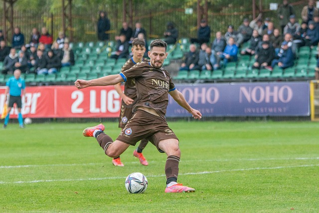 更突顯了個 更突顯了個